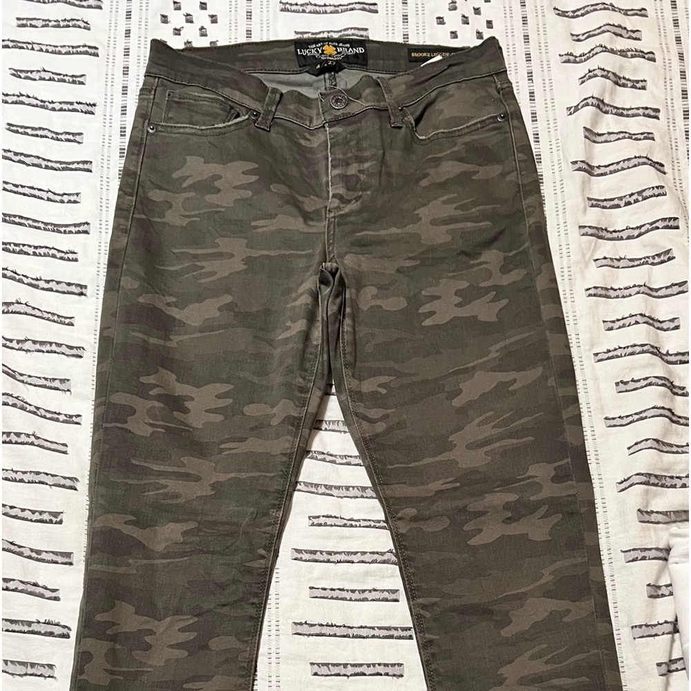 Lucky Brand Jeans - Size 27